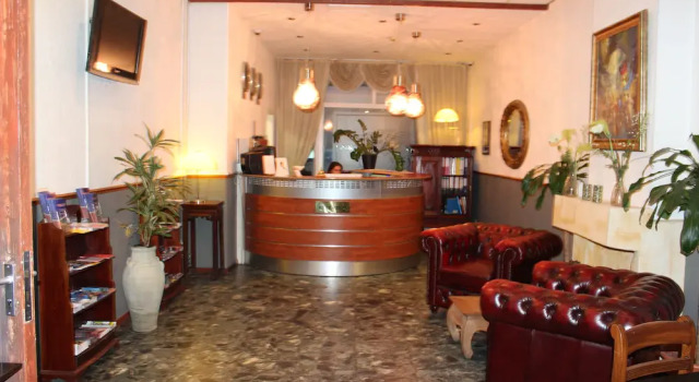 Hotel Centrum, Забронировать Отель Сентрум Роттердам, рядом с Museum Rotterdam '40 -'45 NOW