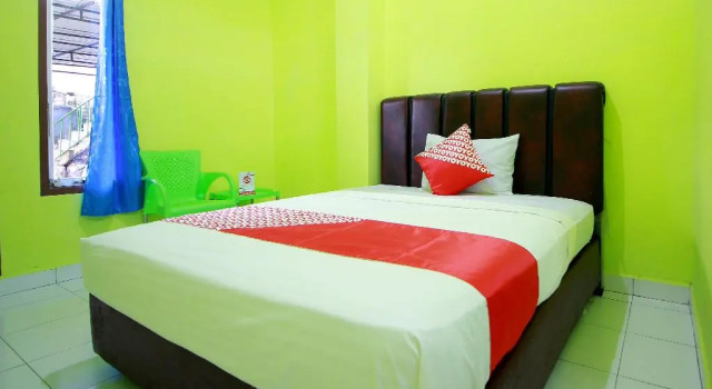Hotel O Sherren Guest House, Rezerwuj Pensjonat Lubuklinggau Sumatra