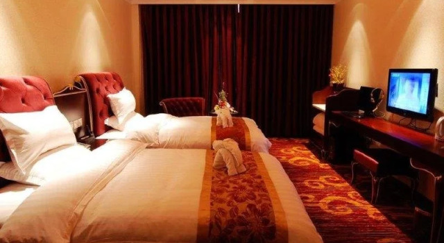 Victoria Hotel, Book Hotel Hotels in Yibin with Parking, Parking