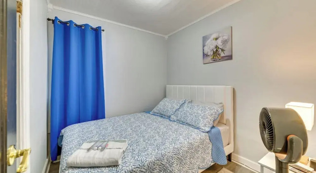 Walk to Local Eats! Updated Schenectady Apartment, Rezerwuj Apartament Hotele w Schenectady z parkingiem, Parking