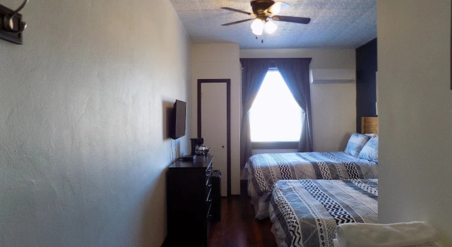 Standard Vierer Zimmer The Landmark Inn