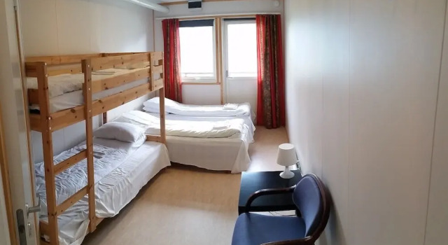 Трёхместный номер Standard с балконом Hellesylt Hostel