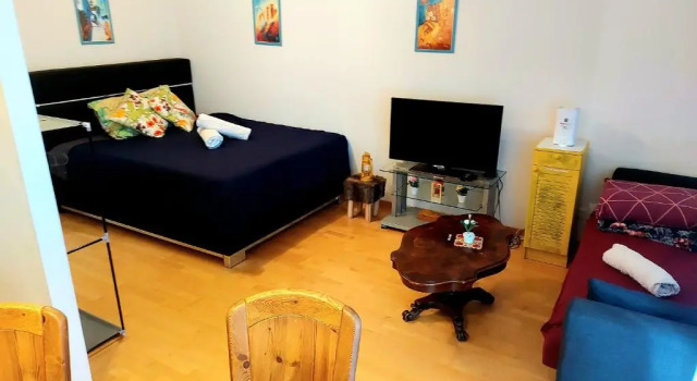 Апартаменты Ruhiges 2 Zimmer Apartment in Bern Zentrum