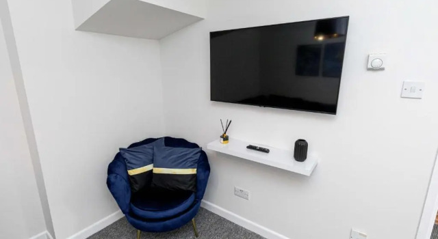Stunning & Classy 2bed House, Poole, Parking, Забронировать Отель Отели Пула с парковкой, рядом с Poole Yacht Club, Парковка