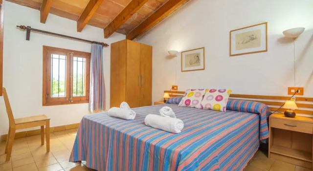 Villa in Pollenca With Private Pool & Garden, Boek Villa Llucmajor Mallorca