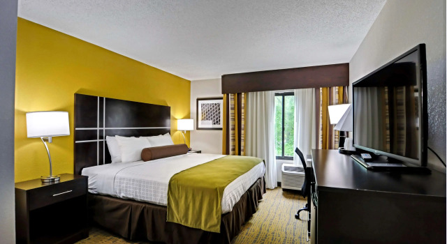 Двухместный номер Standard Best Western Plus Hanes Mall