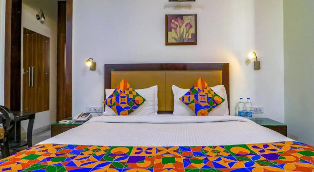 Номер Deluxe Fabhotel Imperial Inn