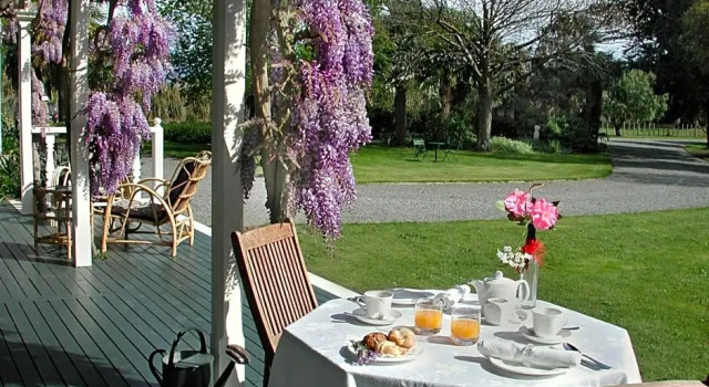 Номер Luxury The Peppertree Luxury Accommodation