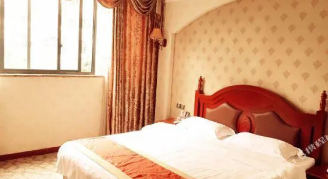Baiqian Business Hotel, Buchen Sie Hotel Yongchuan Chongqing, in der Nähe von Locajoy