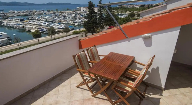 Апартаменты c 1 комнатой с видом на море Apartments Onorina