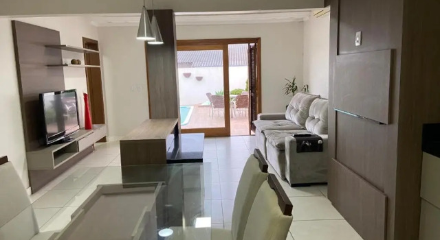 Sobrado Oktober com Piscina, Забронировать Отель Санта-Крус-ду-Сул 