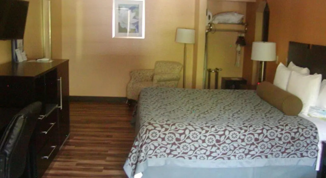 Люкс Days Inn by Wyndham Marietta White Water