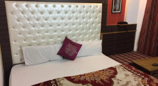 Delightful Stay Over looking Himalayas