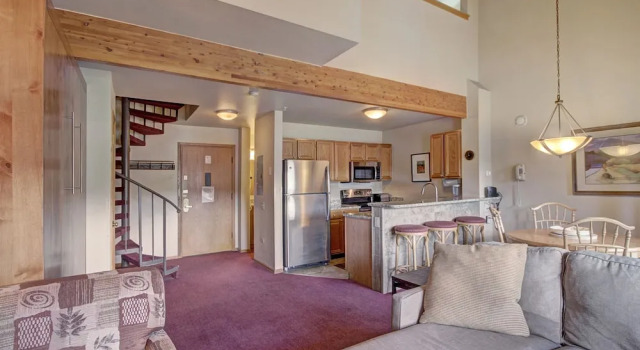 Студия с балконом In The Heart Of Breck - Studio With Loft 1 Bedroom Condo by RedAwning