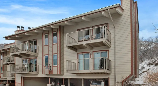 Snowmass Mountain Condos by Snowmass Vacations, Забронировать Апарт-отель Отели Горнолыжного курорта Аспен-Сноумас 4 звезды, 4*