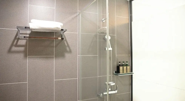 Номер Standard с балконом Ramada by Wyndham Gangwon Sokcho