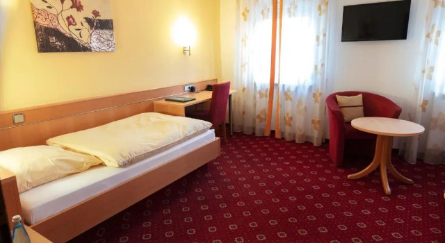 Номер Standard Hotel Restaurant Zum Hirschen