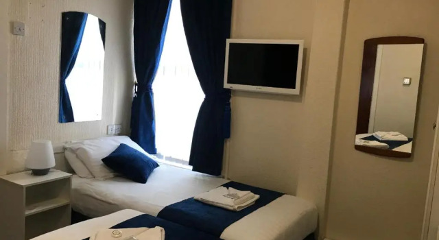Трёхместный номер Standard The Feathers Hotel