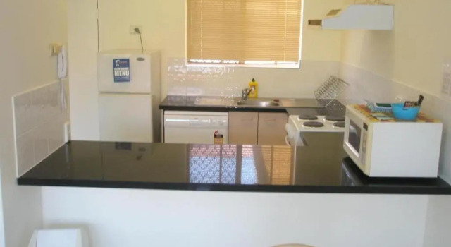 Апартаменты Tradewinds McLeod Holiday Apartments