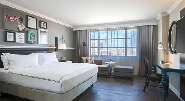 Номер Executive The Lindy Renaissance Charleston Hotel