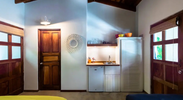 Номер Classic Sunset Shack Hotel