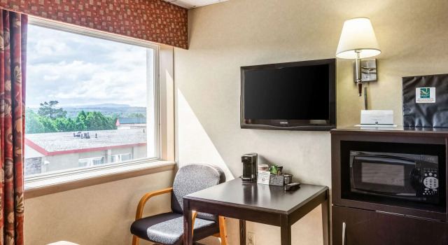 Двухместный номер Standard Quality Inn East Stroudsburg - Poconos