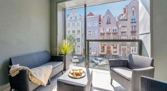 Люкс c 1 комнатой с балконом и с видом на город Old Town by Welcome Apartment
