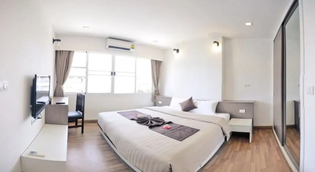 R Residence Sri Racha