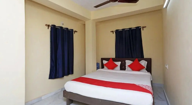 Sterling Inn By OYO Rooms