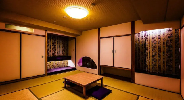 Полулюкс Ooedo Onsen Monogatari Premium Shirahama Gyoen