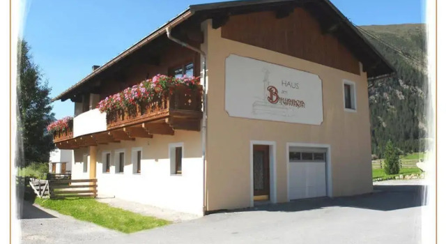Haus am Brunnen, Забронировать Отель Отели Тироля 3 звезды, 3*