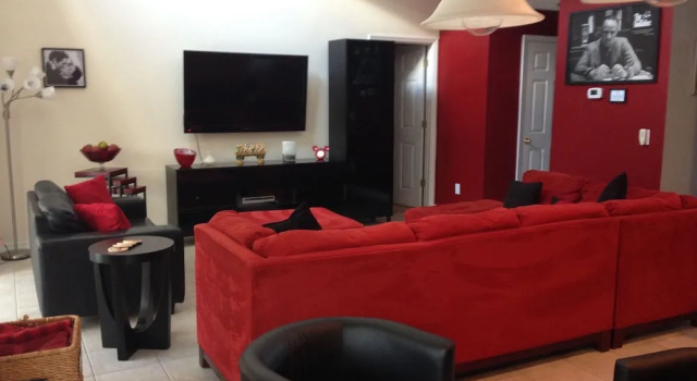7BR 4.5BA Home in Emerald Island Resort by CV-2767, Забронировать Курортный отель Курортные отели штата Флориды, Курортный отель