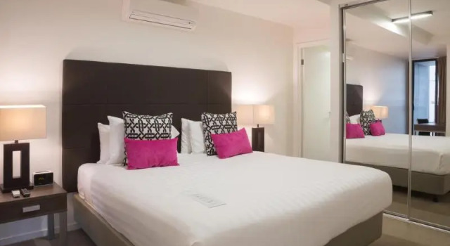 Номер Standard с балконом Oaks Melbourne St Kilda Road Hotel