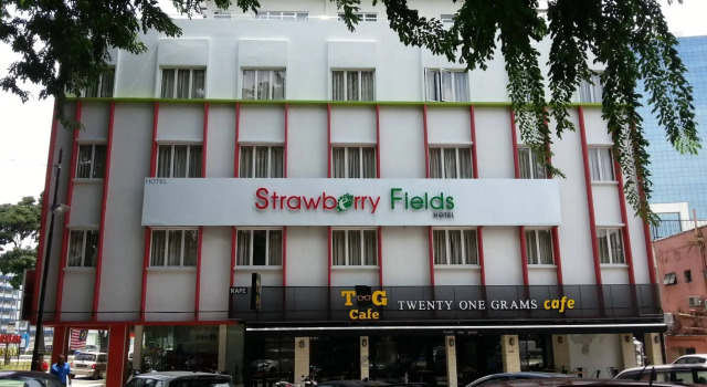 Hotel Strawberry Fields