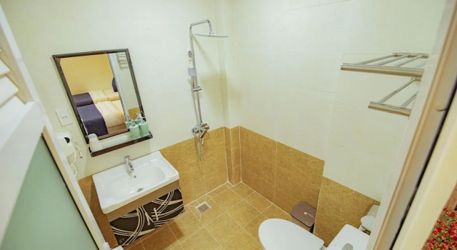 Четырёхместный номер Superior Khánh Uyên 1 Hotel