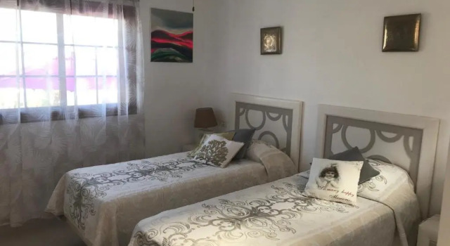 Villa Ola, Golf del Sur, Забронировать Вилла Отели Сан-Мигель-де-Абона с парковкой, рядом с Playa Amarilla, Парковка