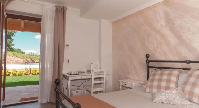 Двухместный номер Standard с видом на бассейн B&B CasalFarano