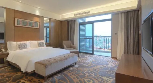Люкс с видом на сад Maya Gleetour Hotel Wuhan