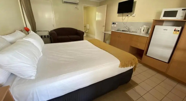 Country Roads Motor Inn Gayndah, Забронировать Отель Gayndah 