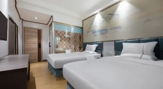 Двухместный семейный люкс Baojing Mijia Miyou Fashion Hotel