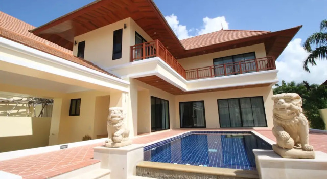 Bang Saray Pool Villa by Pattaya Sunny Rentals, Забронировать Вилла Отели Саттахипа с бассейном, Бассейн