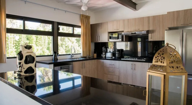 Семейная вилла с 2 комнатами Vista Real Villas