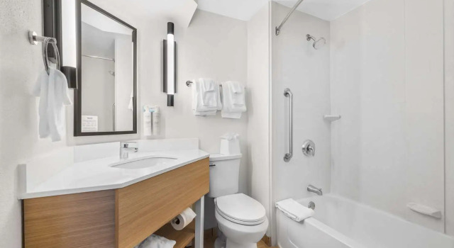 Двухместный номер Standard Spark by Hilton Colorado Springs I 25 Central