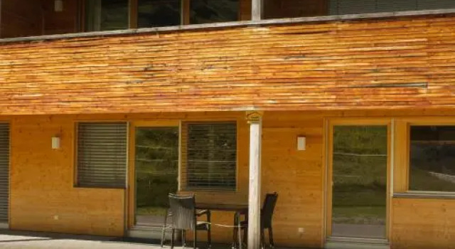 Alpen Appartement Bergkönig, Rezerwuj Apartament Hotele w Bregenzerwald z parkingiem, Parking