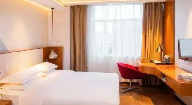 Люкс Deluxe Borrman Hotel Jingmen Zhongxiang Railway Station