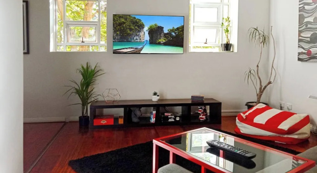 Melbourne City Oasis 2-bedroom Art Deco Apartment With Gym, Carpark, Pool, Wine, Забронировать Апартаменты/квартира Апартаменты Мельбурна, рядом с Дегрейвс-стрит, Апартаменты/квартира