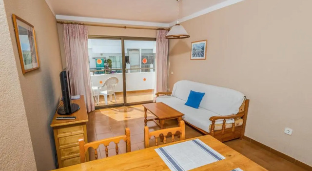 Apartments Niko, Забронировать Апартаменты/квартира Отели в центре Санта-Эулалия-дель-Рио, в центре
