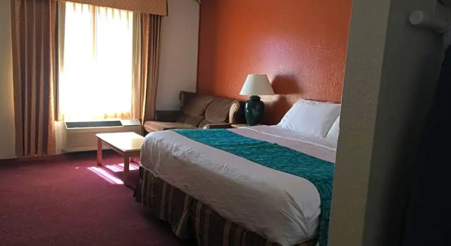 Doppel Suite Tiki Lodge