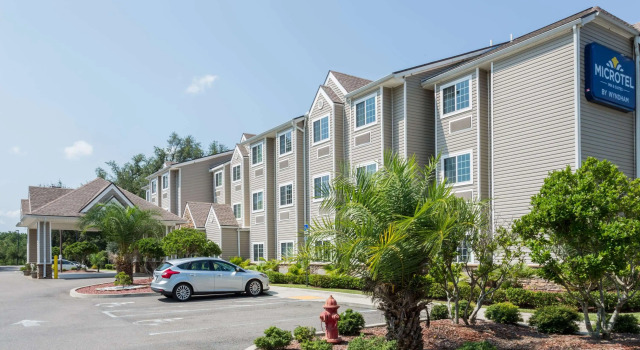 Microtel Inn & Suites by Wyndham Jacksonville Airport, Забронировать Отель Джэксонвилл штат Флорида