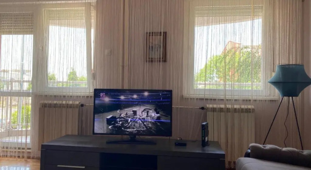 Апартаменты Hill Apartment
